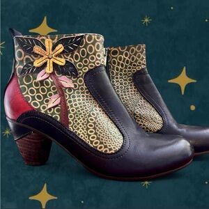 L’Artiste Women’s Ankle Boots Size 38 US 7.5-8 Floral Leather Heeled Booties